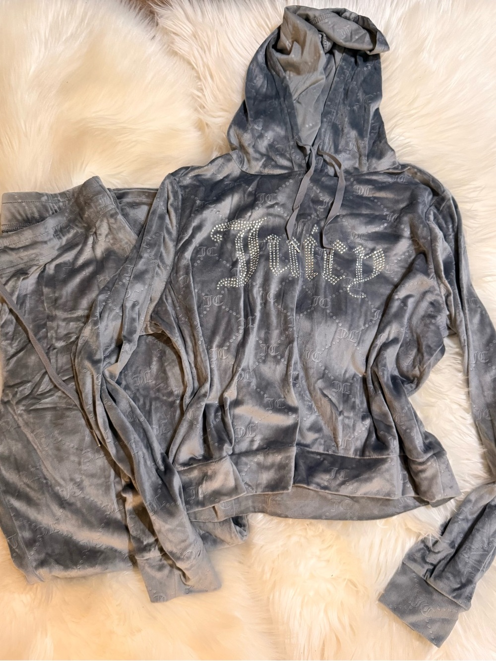 Juicy Couture Silver Grey Velour Hoodie & Jogger Set with Rhinestone Logo